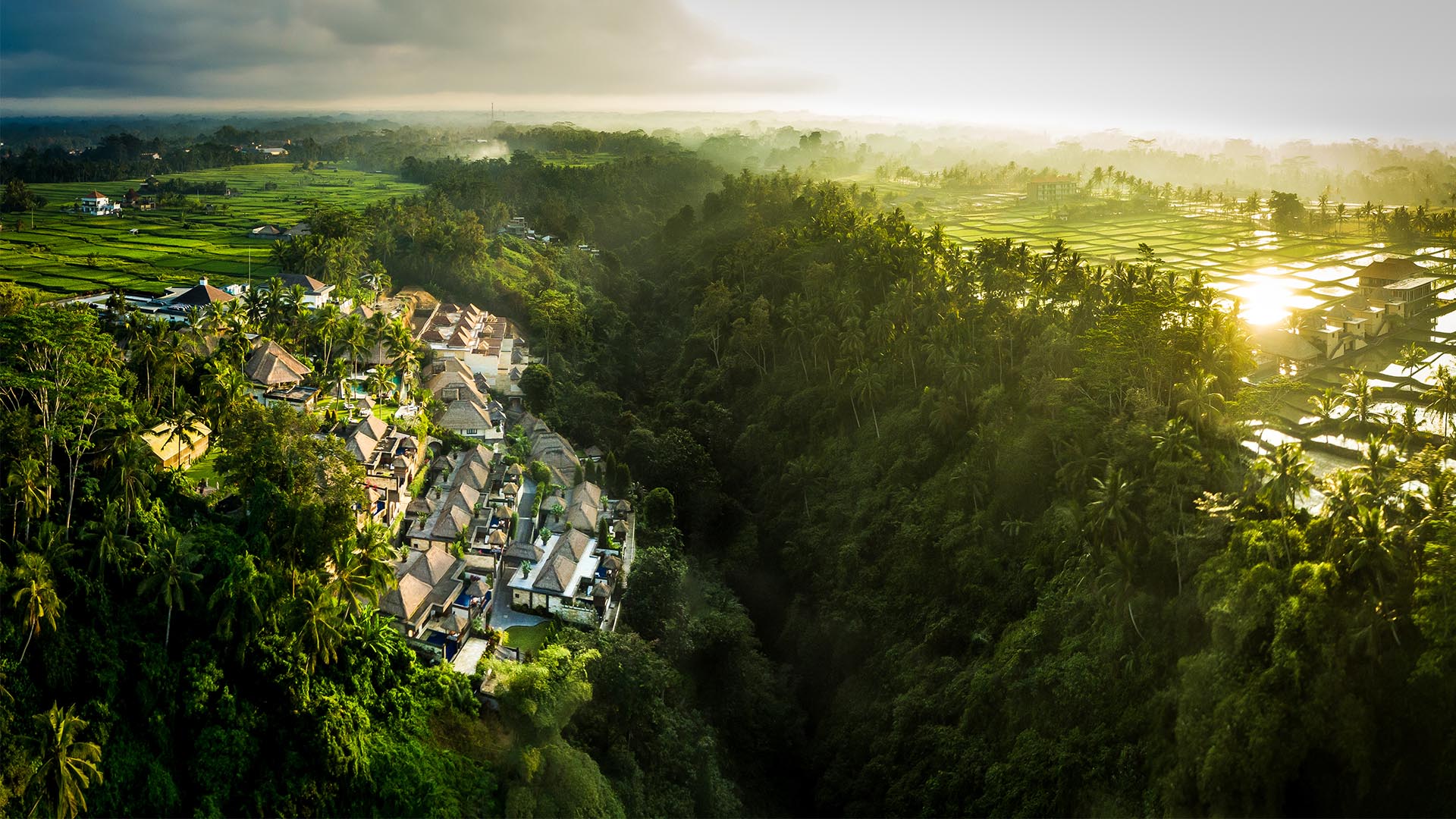 巴厘岛总督别墅度假村