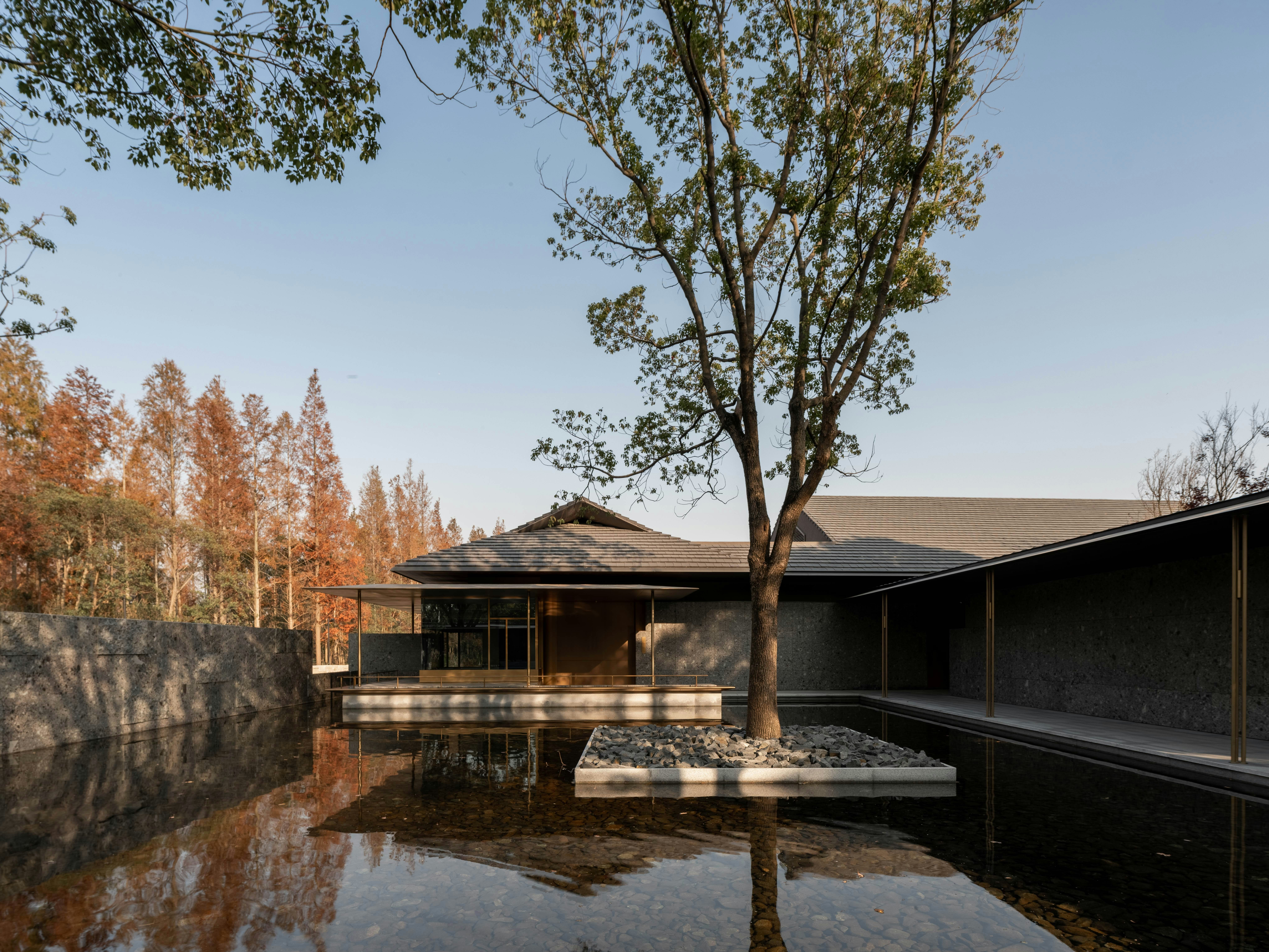 上海木守朱泾酒店